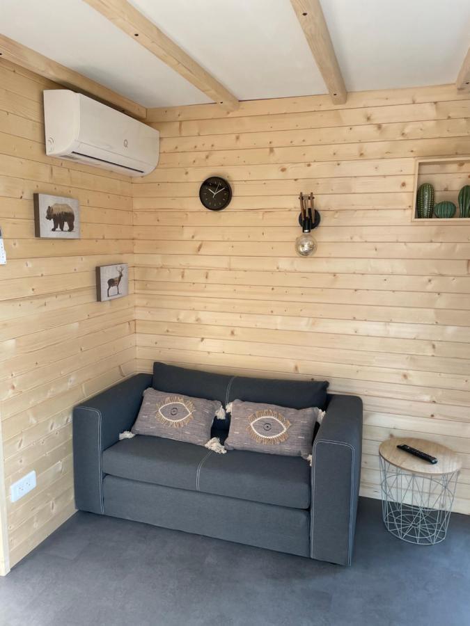 فيلا Au Coeur De La Ferme 2 Lacroix-sur-Meuse المظهر الخارجي الصورة