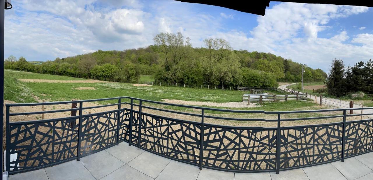 فيلا Au Coeur De La Ferme 2 Lacroix-sur-Meuse المظهر الخارجي الصورة