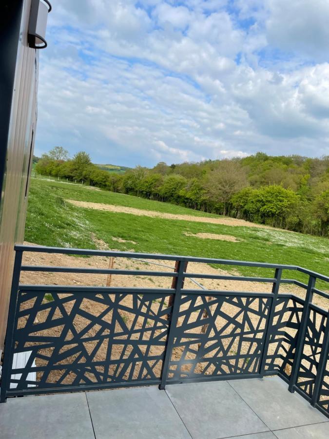 فيلا Au Coeur De La Ferme 2 Lacroix-sur-Meuse المظهر الخارجي الصورة